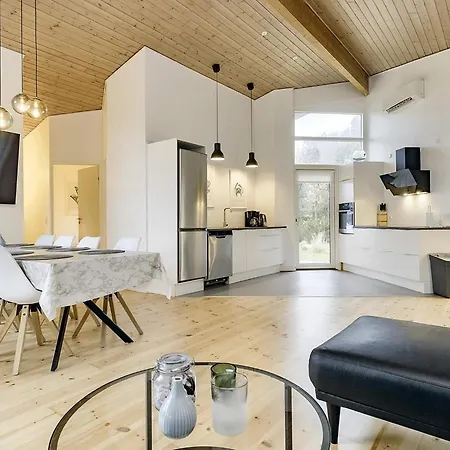 Semesterbostad 8 Person In Vaeggerlose *